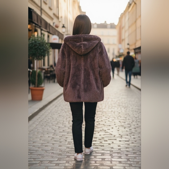 Jacket. Hooded Teddy Bear Fur. Size: LG. Color: Purple. Like New. - Picture 3 of 9